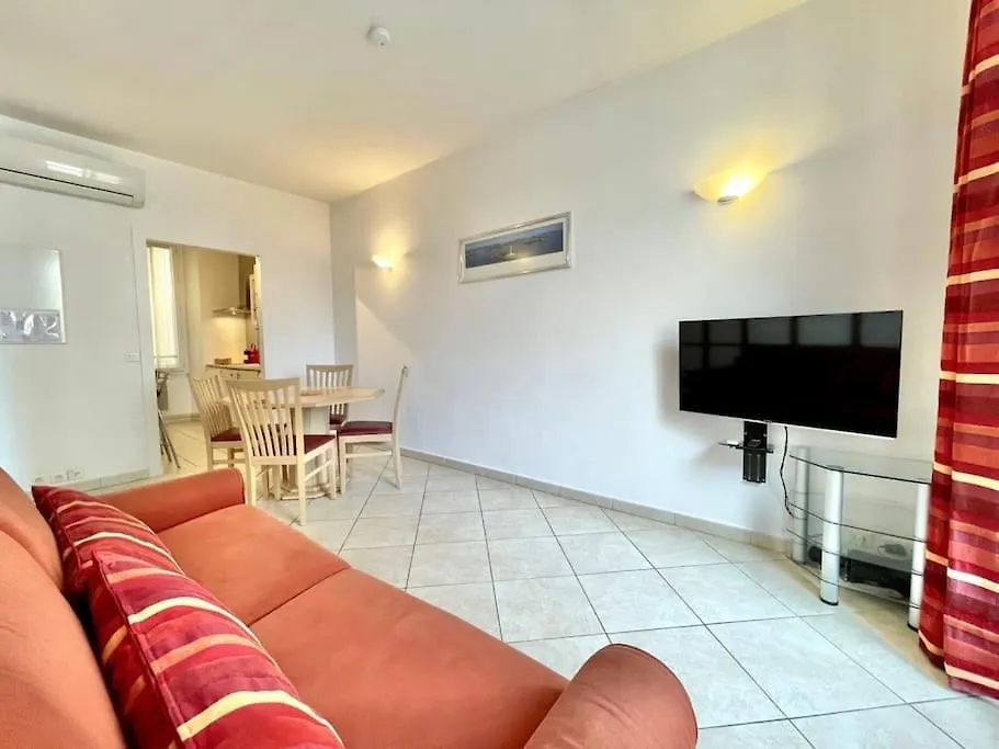 C046-Studio Spacieux Proche Croisette Cannes