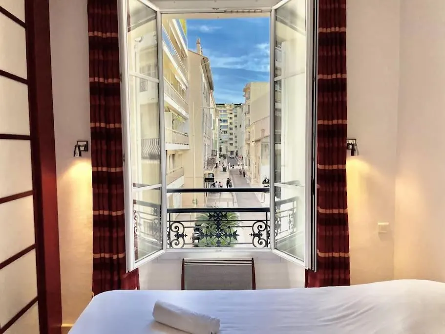 C046-Studio Spacieux Proche Croisette Cannes